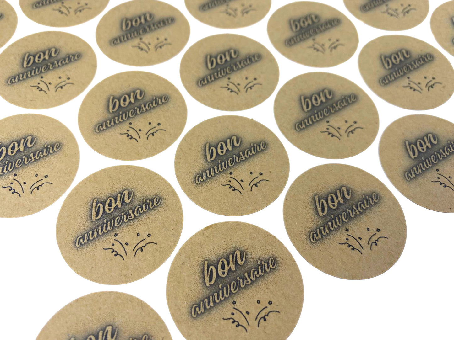28 stickers "bon anniversaire" 3 cm
