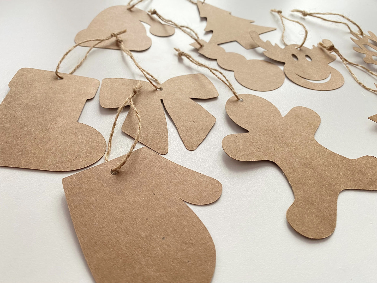 Lot de 10 décorations de Noël en carton à colorier ou à peindre