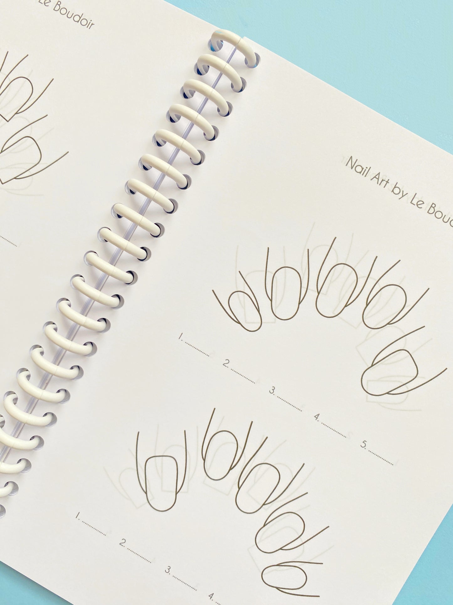 Carnet de dessin nail art personnalisable